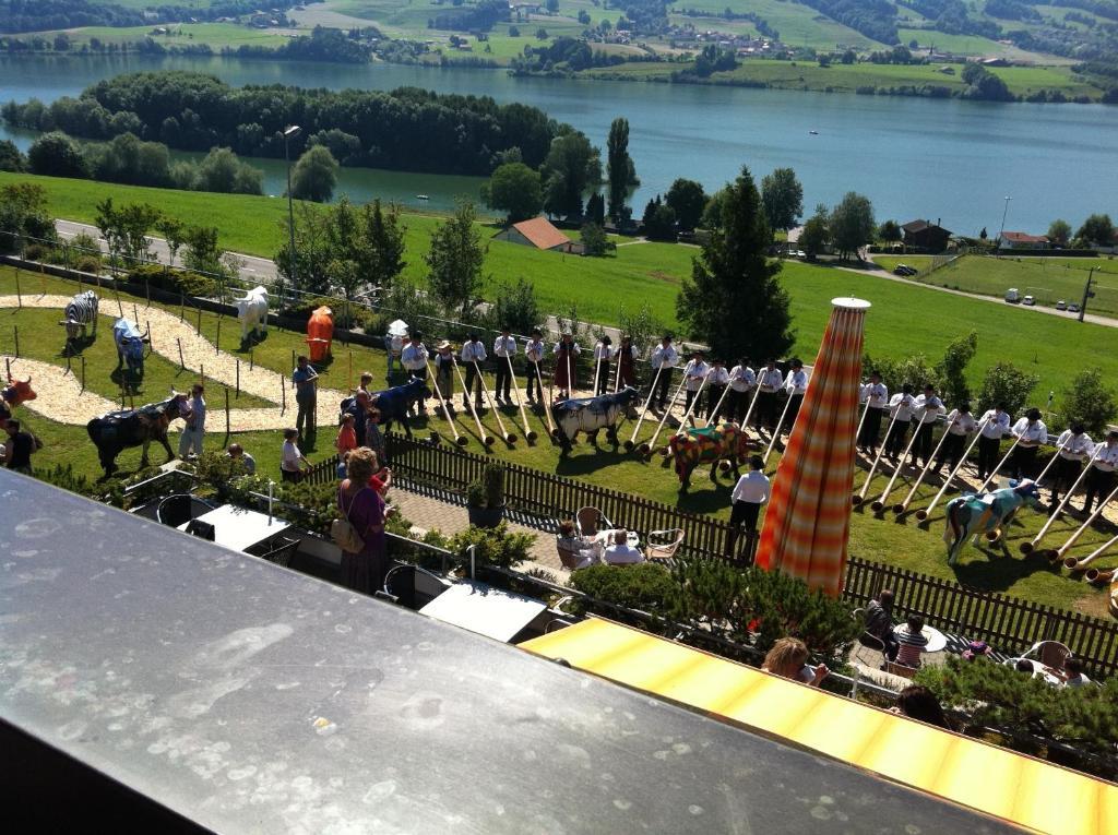 Motel De La Gruyere Restoroute Avry-devant-Pont Eksteriør billede